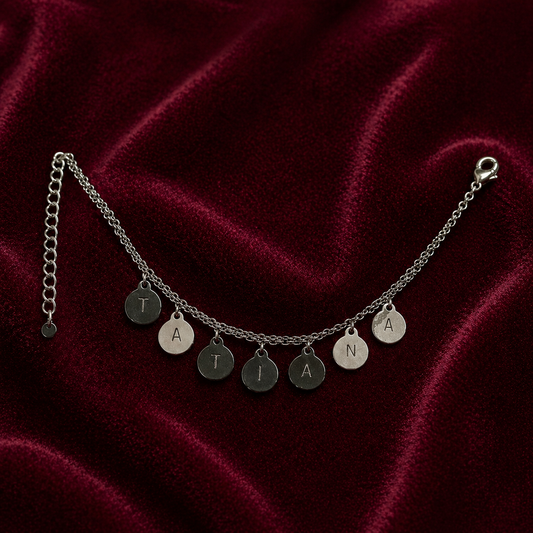 Bracelet gravé Cléa en acier inoxydable 316L, bijou sport femme résistant à la transpiration
