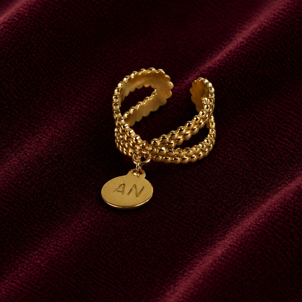 Bague Cléa dorée initiales gravées ajustable fait main ; Bellora Bijoux Strasbourg