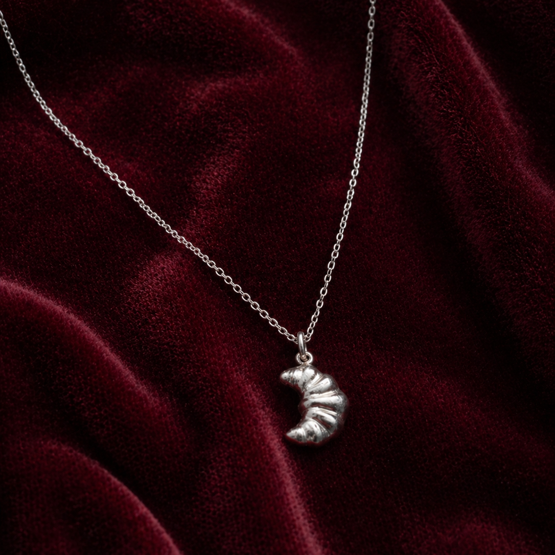 Collier Allison