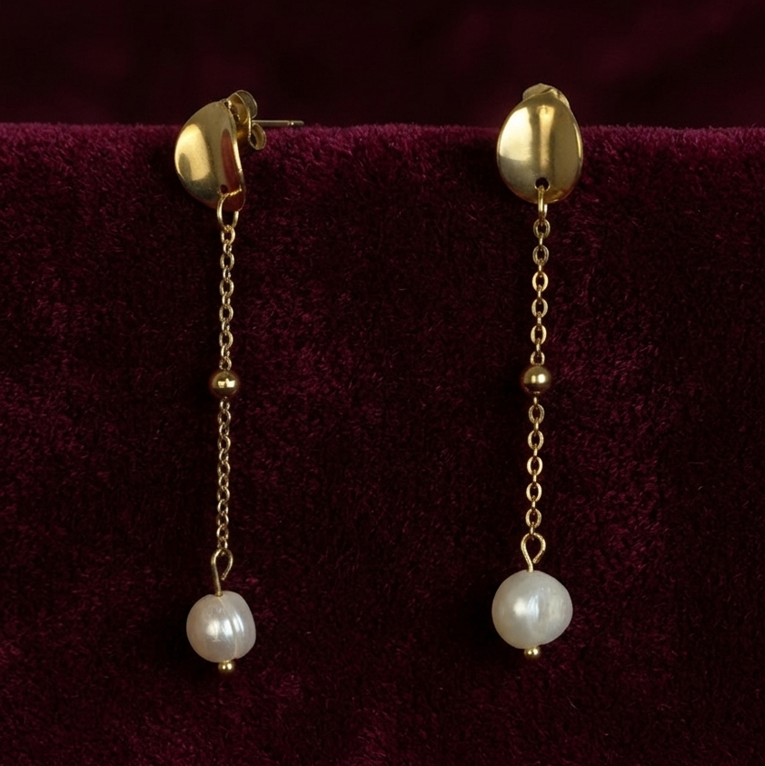 Boucles Paloma dorées pendantes perle chaîne fine ; Bellora Bijoux Strasbourg