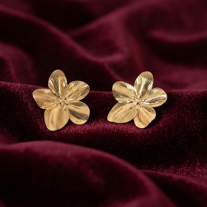 Puces Juliette dorées fleurs format généreux acier inoxydable ; Bellora Bijoux Strasbourg
