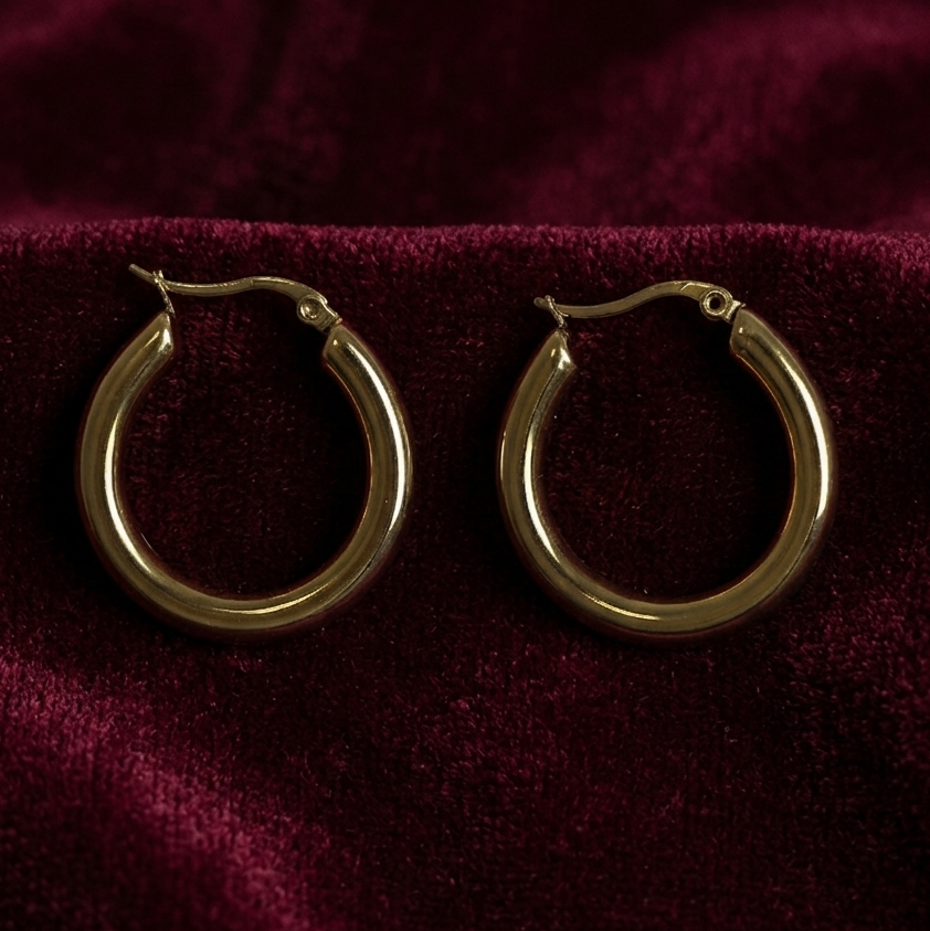 Créoles Nora dorées larges légères acier inoxydable ; Bellora Bijoux Strasbourg